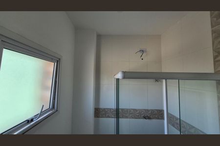 Banheiro  de kitnet/studio para alugar com 1 quarto, 35m² em Bangú, Santo André