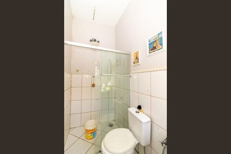 Casa à venda com 250m², 3 quartos e 1 vaga Casa à venda com 250m², 3 quartos e 1 vagaBanheiro da Suíte 1