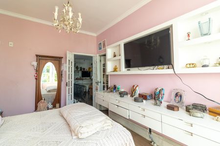 Casa à venda com 250m², 3 quartos e 1 vaga Casa à venda com 250m², 3 quartos e 1 vagaSuíte 2