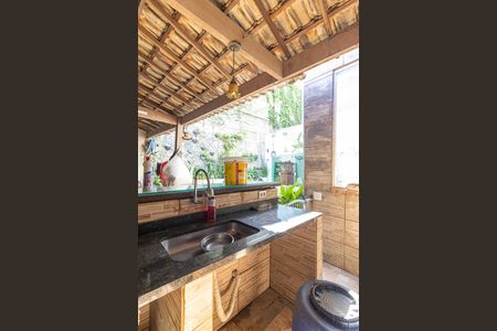 Casa à venda com 250m², 3 quartos e 1 vaga Casa à venda com 250m², 3 quartos e 1 vagaÁrea Externa