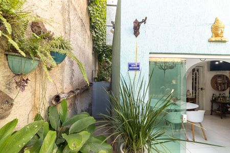 Casa à venda com 250m², 3 quartos e 1 vaga Casa à venda com 250m², 3 quartos e 1 vagaÁrea Externa
