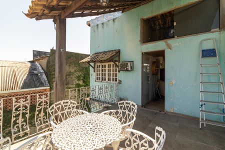 Casa à venda com 250m², 3 quartos e 1 vaga Casa à venda com 250m², 3 quartos e 1 vagaVaranda 2