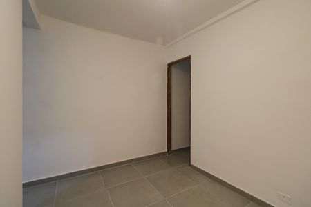 Sala de casa para alugar com 2 quartos, 55m² em Taboão, Diadema