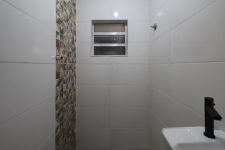 Casa para alugar com 55m², 2 quartos e sem vaga Casa para alugar com 55m², 2 quartos e sem vagaBanheiro 2