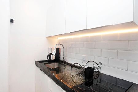 Cozinha de kitnet/studio para alugar com 1 quarto, 36m² em Centro Histórico, Porto Alegre