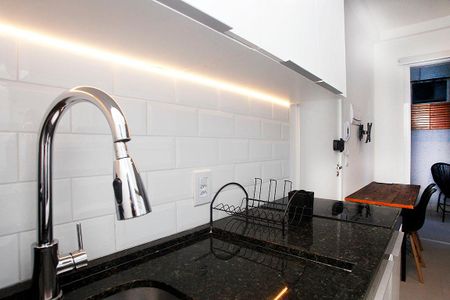 Cozinha de kitnet/studio para alugar com 1 quarto, 36m² em Centro Histórico, Porto Alegre
