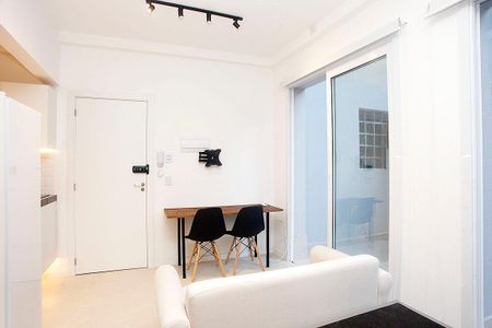 Studio - Sala / Quarto de kitnet/studio para alugar com 1 quarto, 36m² em Centro Histórico, Porto Alegre