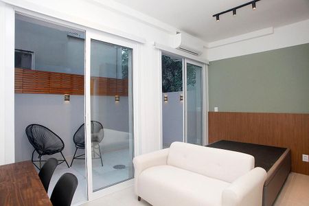 Studio - Sala / Quarto de kitnet/studio para alugar com 1 quarto, 36m² em Centro Histórico, Porto Alegre