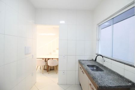 Casa para alugar com 84m², 2 quartos e 1 vaga Casa para alugar com 84m², 2 quartos e 1 vagaCozinha