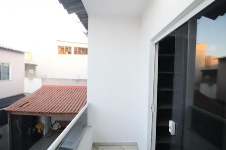 Casa para alugar com 84m², 2 quartos e 1 vaga Casa para alugar com 84m², 2 quartos e 1 vagaVaranda do Quarto 1