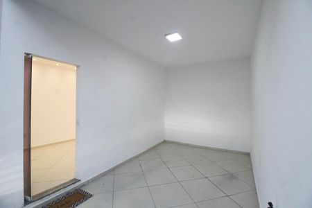 Casa para alugar com 84m², 2 quartos e 1 vaga Casa para alugar com 84m², 2 quartos e 1 vagaGaragem