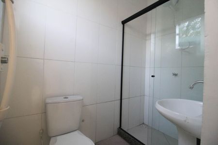 Casa para alugar com 84m², 2 quartos e 1 vaga Casa para alugar com 84m², 2 quartos e 1 vagaBanheiro