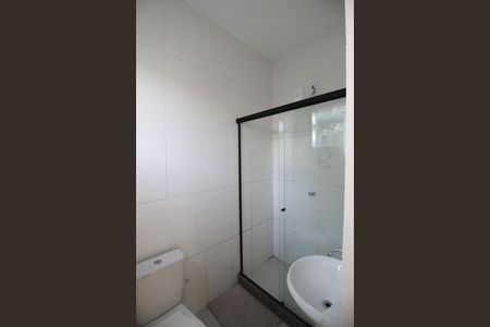 Casa para alugar com 84m², 2 quartos e 1 vaga Casa para alugar com 84m², 2 quartos e 1 vagaBanheiro