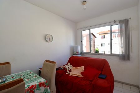 Sala  de apartamento para alugar com 2 quartos, 44m² em Jardim das Margaridas, Salvador