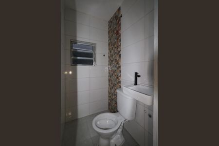 Banheiro de casa para alugar com 1 quarto, 40m² em Taboão, Diadema