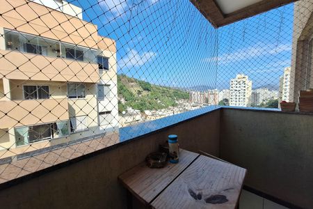 Apartamento à venda com 70m², 2 quartos e 1 vagaSala