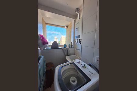 Apartamento à venda com 70m², 2 quartos e 1 vagaÁrea de Serviço