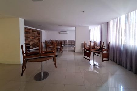 Apartamento à venda com 70m², 2 quartos e 1 vagaÁrea comum