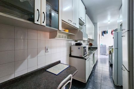 Apartamento à venda com 82m², 2 quartos e 1 vaga Apartamento à venda com 82m², 2 quartos e 1 vagaCozinha