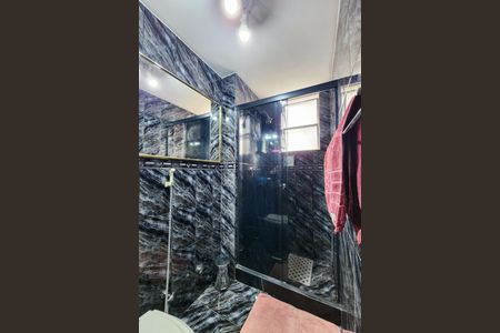 Apartamento à venda com 82m², 2 quartos e 1 vaga Apartamento à venda com 82m², 2 quartos e 1 vagaBanheiro da Suíte