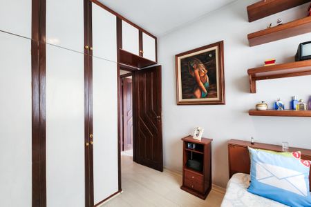 Apartamento à venda com 82m², 2 quartos e 1 vaga Apartamento à venda com 82m², 2 quartos e 1 vagaQuarto