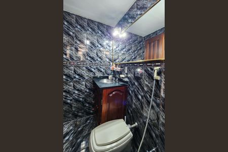 Apartamento à venda com 82m², 2 quartos e 1 vaga Apartamento à venda com 82m², 2 quartos e 1 vagaBanheiro da Suíte