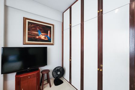 Apartamento à venda com 82m², 2 quartos e 1 vaga Apartamento à venda com 82m², 2 quartos e 1 vagaQuarto