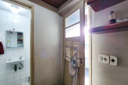 Apartamento à venda com 82m², 2 quartos e 1 vaga Apartamento à venda com 82m², 2 quartos e 1 vagaQuarto de Serviço