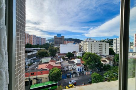 Apartamento à venda com 82m², 2 quartos e 1 vaga Apartamento à venda com 82m², 2 quartos e 1 vagaVista da Suíte