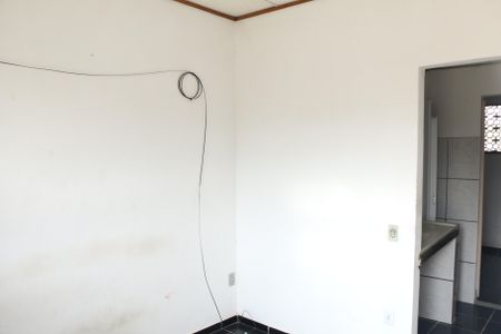 Sala de apartamento para alugar com 1 quarto, 32m² em Confidencia, Nova Iguaçu