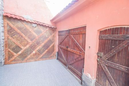 Casa à venda com 200m², 4 quartos e 1 vagaÁrea externa