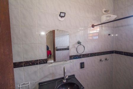 Casa à venda com 200m², 4 quartos e 1 vagaBanheiro 3