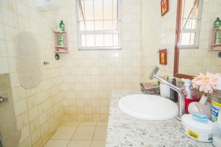 Casa à venda com 200m², 4 quartos e 1 vagaBanheiro 1