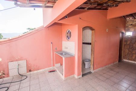 Casa à venda com 200m², 4 quartos e 1 vagaTerraço