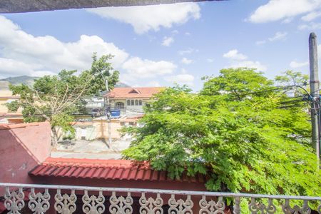 Casa à venda com 200m², 4 quartos e 1 vagaVaranda
