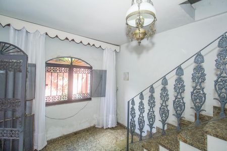 Sala de casa à venda com 4 quartos, 200m² em Realengo, Rio de Janeiro