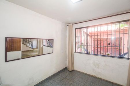 Casa à venda com 200m², 4 quartos e 1 vagaSala