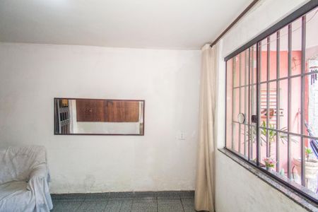 Casa à venda com 200m², 4 quartos e 1 vagaSala