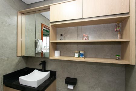 Apartamento à venda com 38m², 2 quartos e 1 vaga Apartamento à venda com 38m², 2 quartos e 1 vagaBanheiro