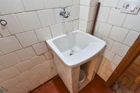 Apartamento à venda com 41m², 1 quarto e sem vagaBanheiro