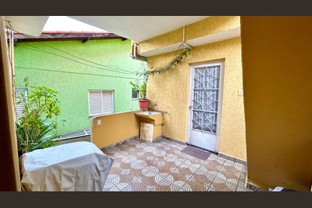 Casa para alugar com 60m², 1 quarto e sem vagaÁrea de Serviço