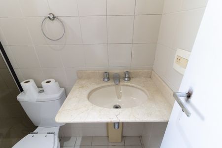 Apartamento à venda com 63m², 2 quartos e 1 vaga Apartamento à venda com 63m², 2 quartos e 1 vagaBanheiro da Suíte