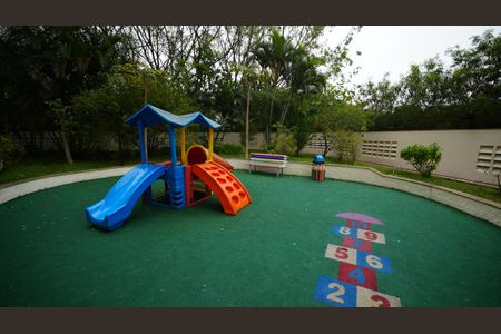 Apartamento à venda com 141m², 3 quartos e 3 vagasÁrea comum - Playground