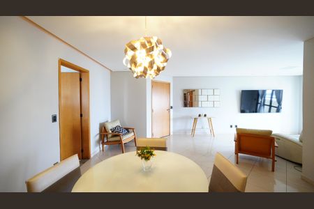 Apartamento à venda com 141m², 3 quartos e 3 vagasSala