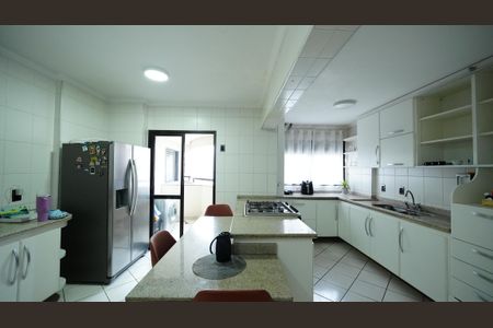 Apartamento à venda com 141m², 3 quartos e 3 vagasCozinha