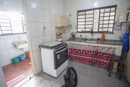 Casa à venda com 380m², 2 quartos e 1 vagaCozinha