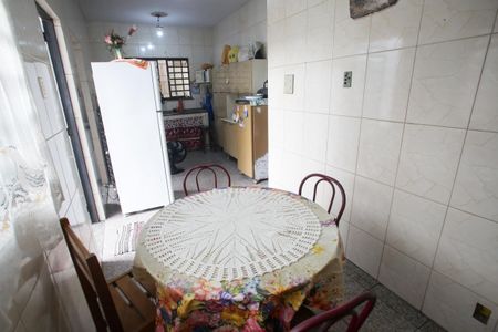 Casa à venda com 380m², 2 quartos e 1 vagaCopa