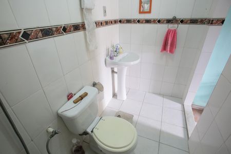 Casa à venda com 380m², 2 quartos e 1 vagaBanheiro da Suíte 1