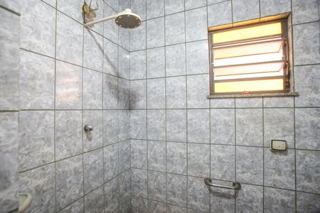 Casa à venda com 380m², 2 quartos e 1 vagaBanheiro Social
