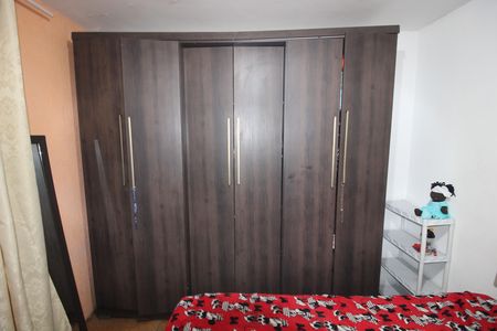 Casa à venda com 120m², 5 quartos e 2 vagasCasa 2 - Quarto